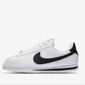 Nike Cortez Basic NEVER WORN, BRAND NEW